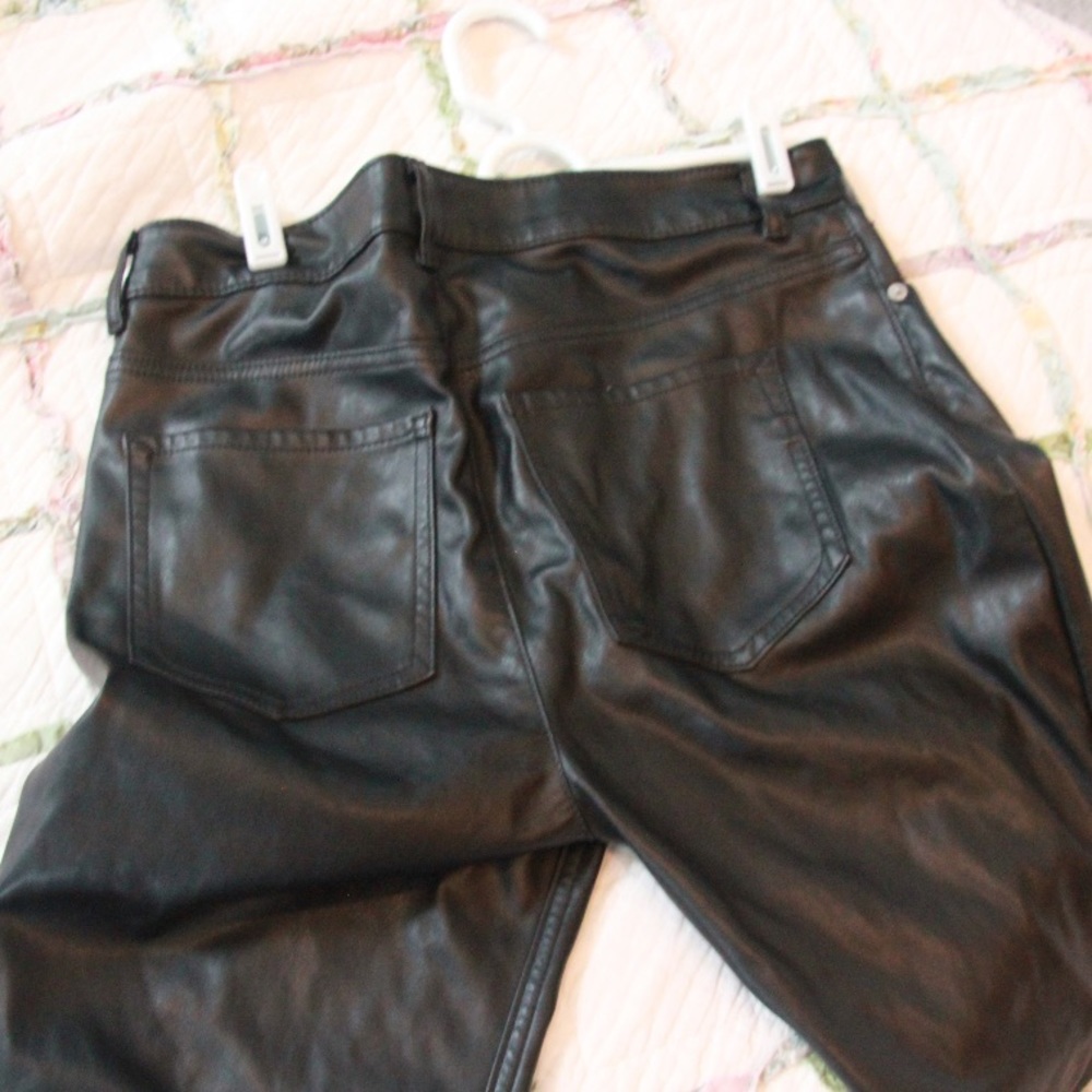Express Jeans - Picture 3 of 4